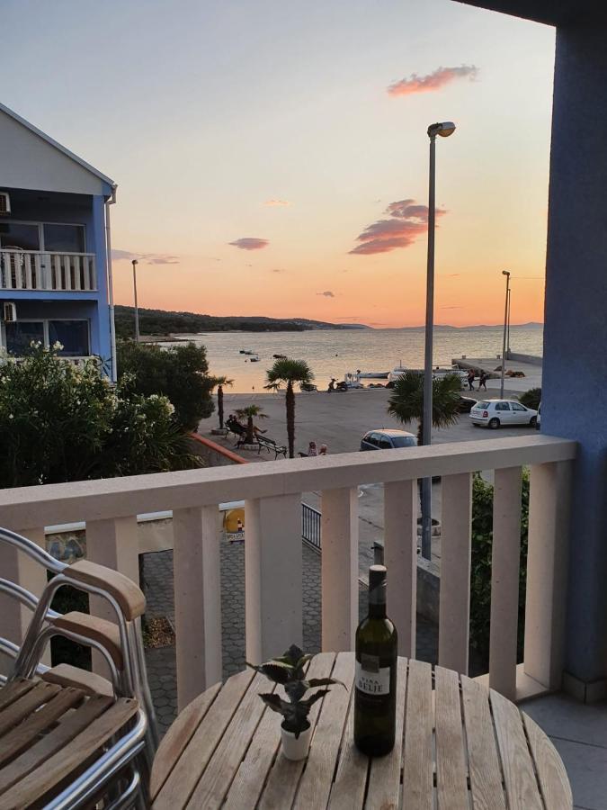 Aparthotel Marina Gromela Mirca  Экстерьер фото