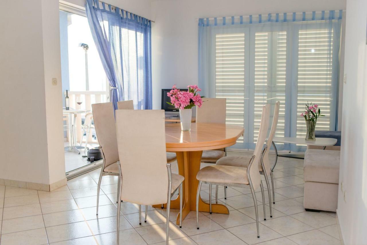Aparthotel Marina Gromela Mirca  Экстерьер фото