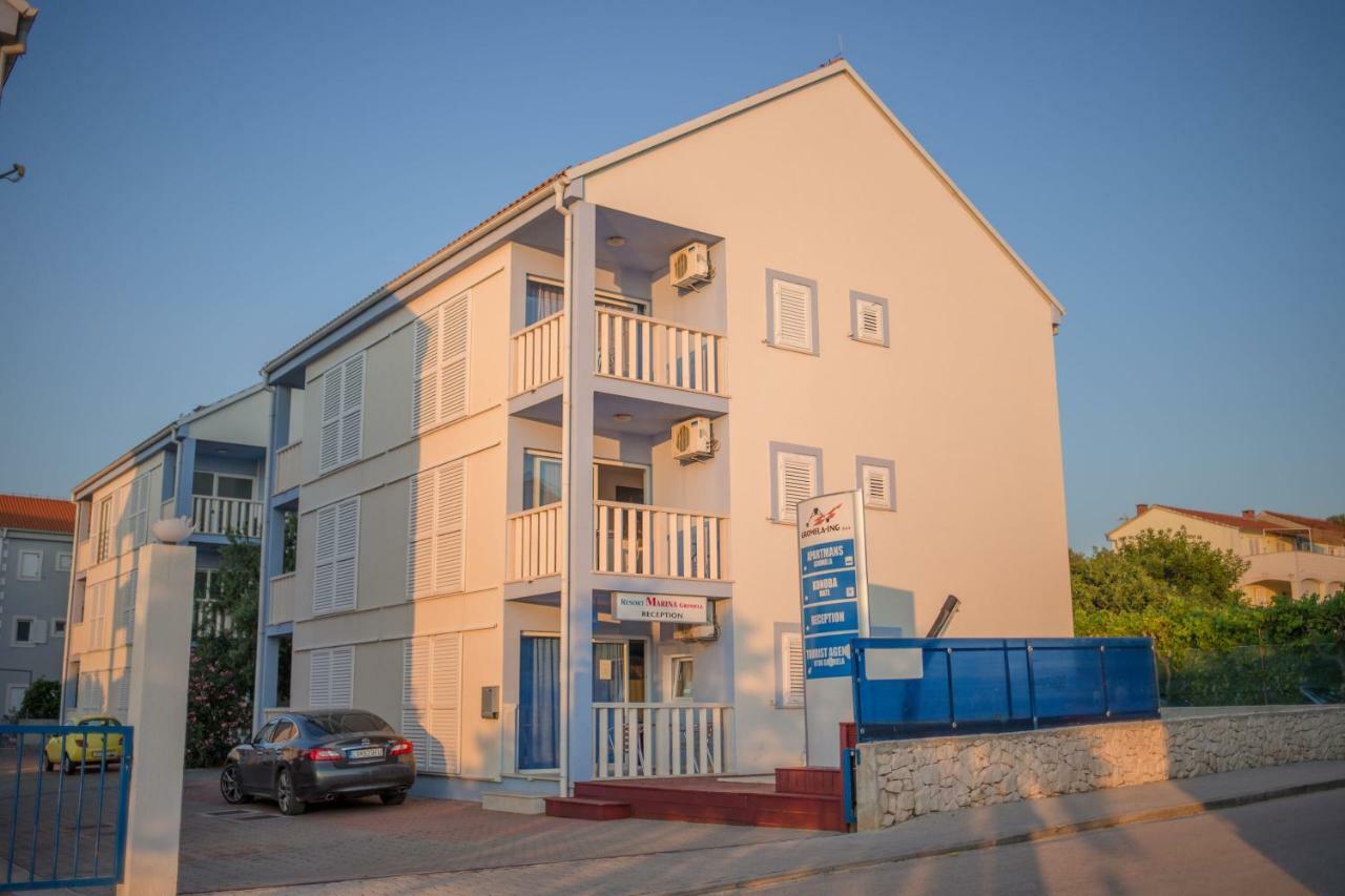 Aparthotel Marina Gromela Mirca  Экстерьер фото